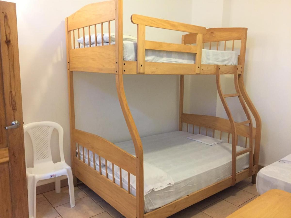 Hostal Yaku מונטניטה מראה חיצוני תמונה